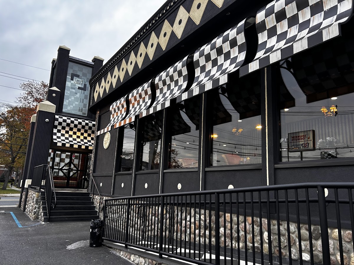 はっちん Chit Chat Diner - Restaurant in Hackensack